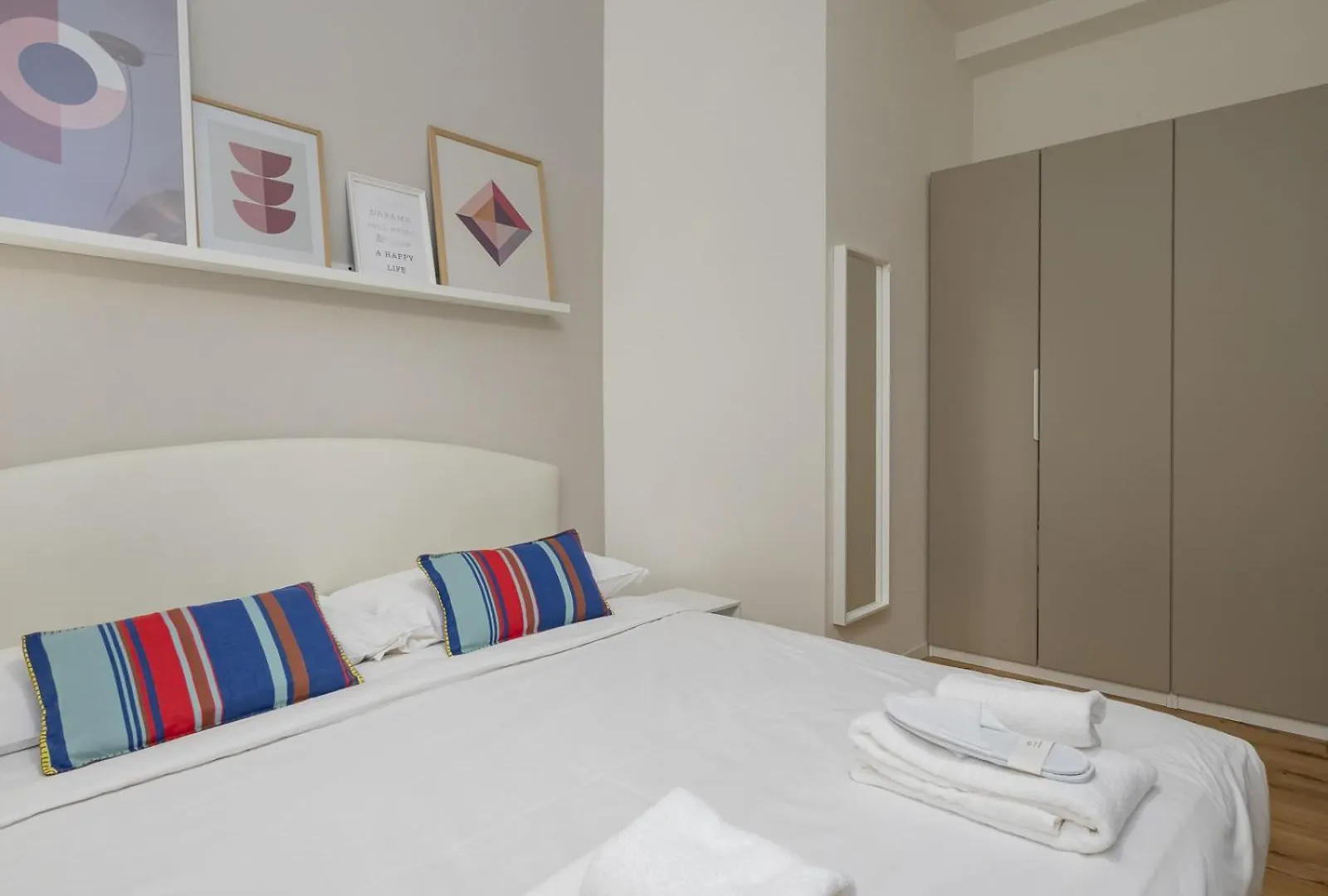 Central & Modern Porta Vittoria-Duomo Apartments By Rentopolis ميلان