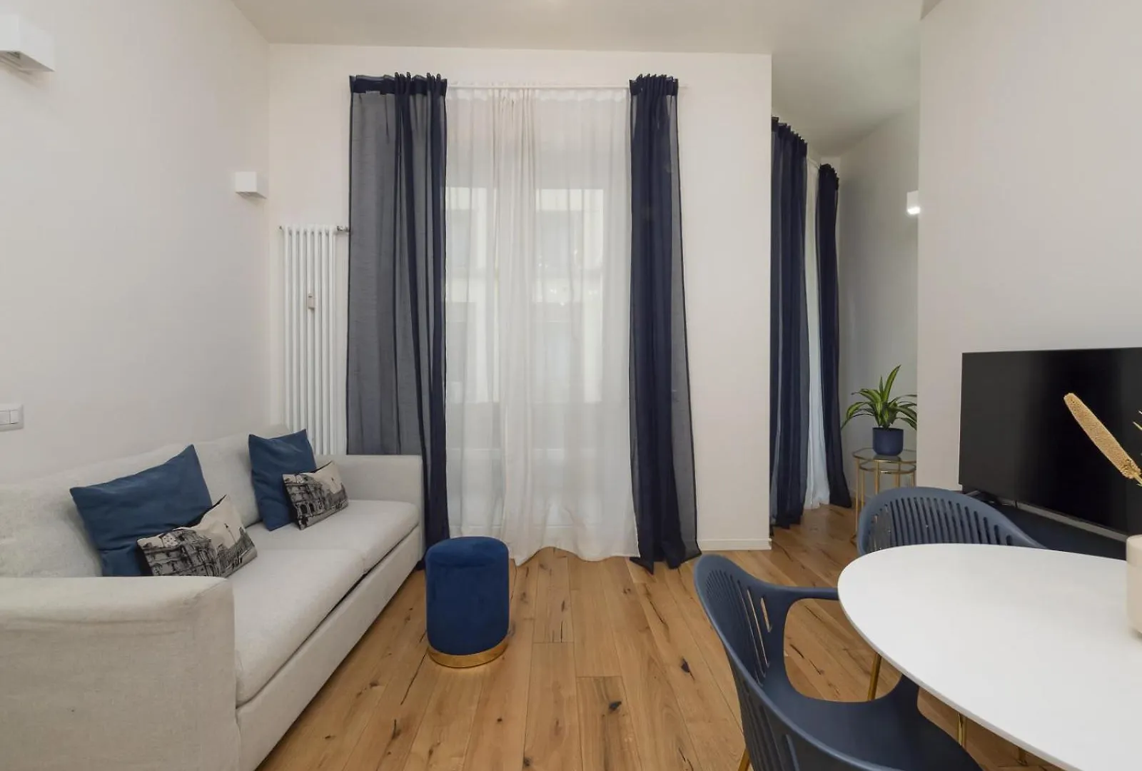 Central & Modern Porta Vittoria-Duomo Apartments By Rentopolis ميلان